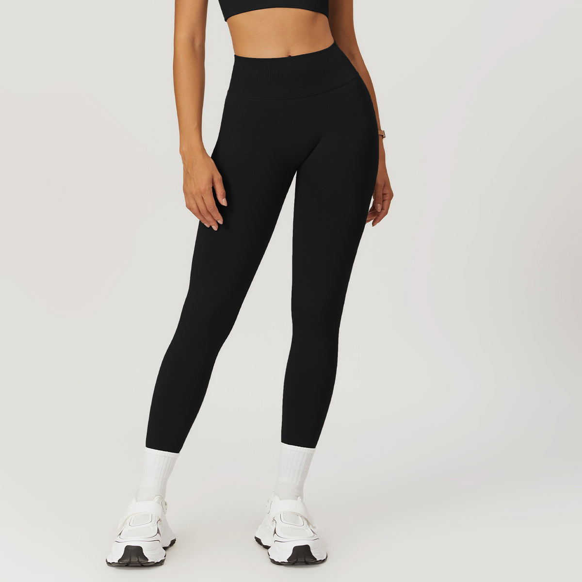 High-Rise Clean Legging