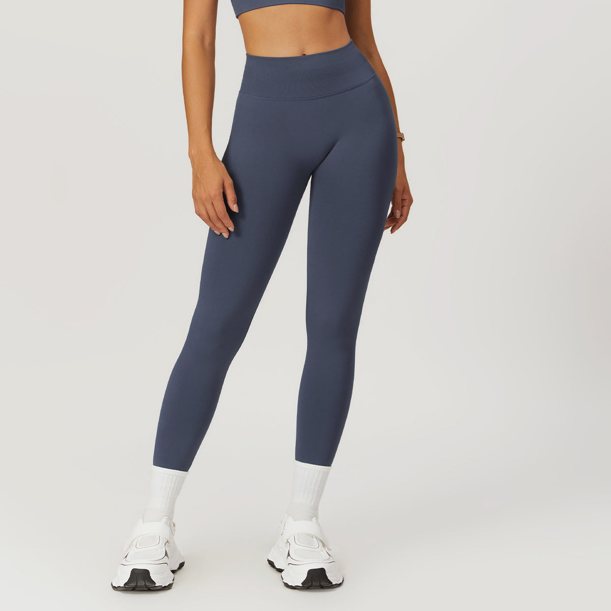 High-Rise Clean Legging
