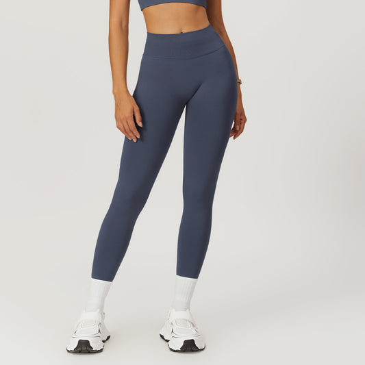 High-Rise Clean Legging