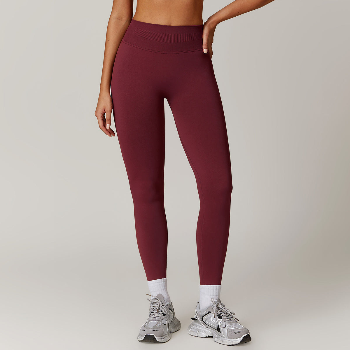 High-Rise Clean Legging