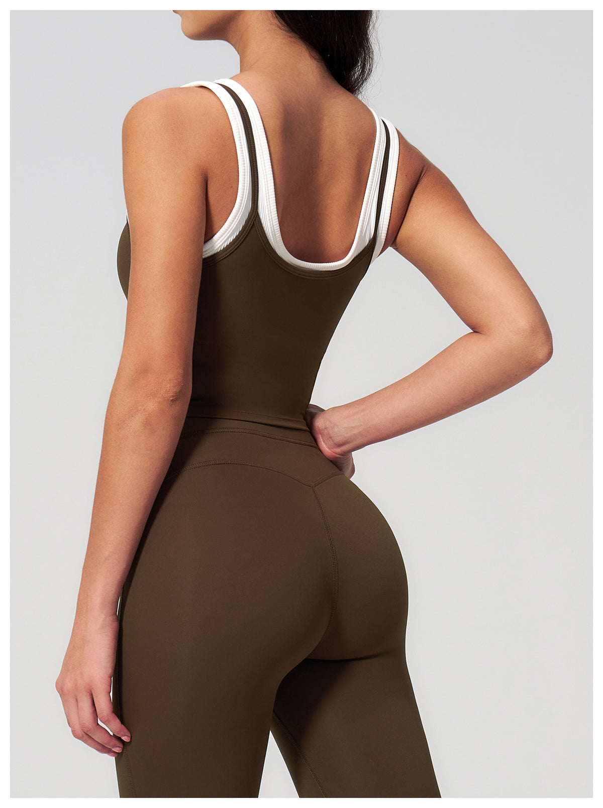 Contrast Layered Tank