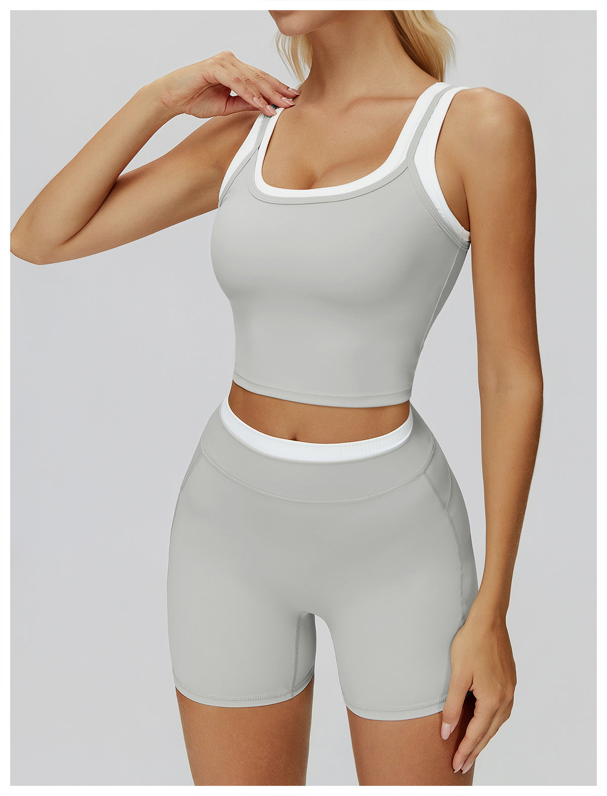 Contrast Layered Tank