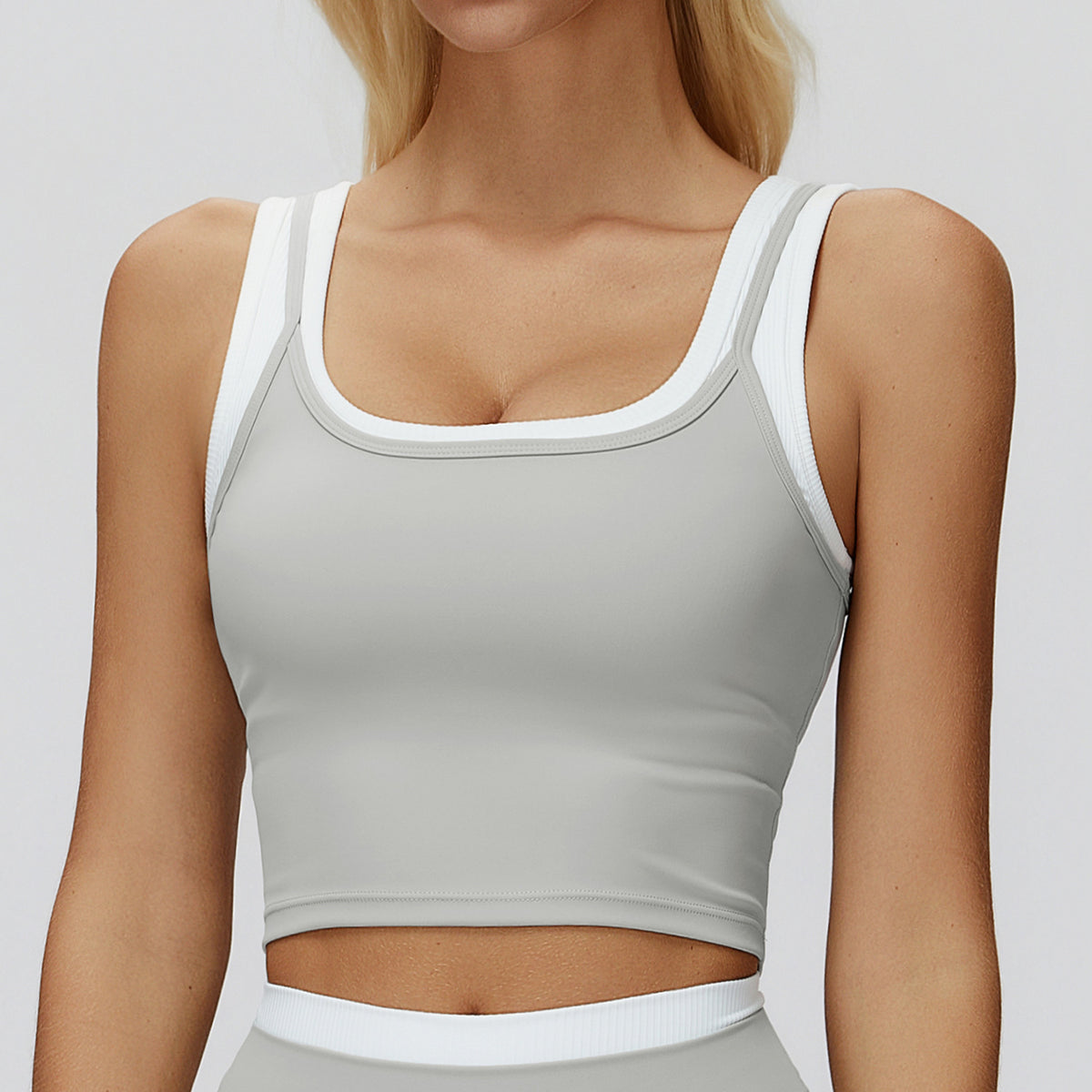 Contrast Layered Tank